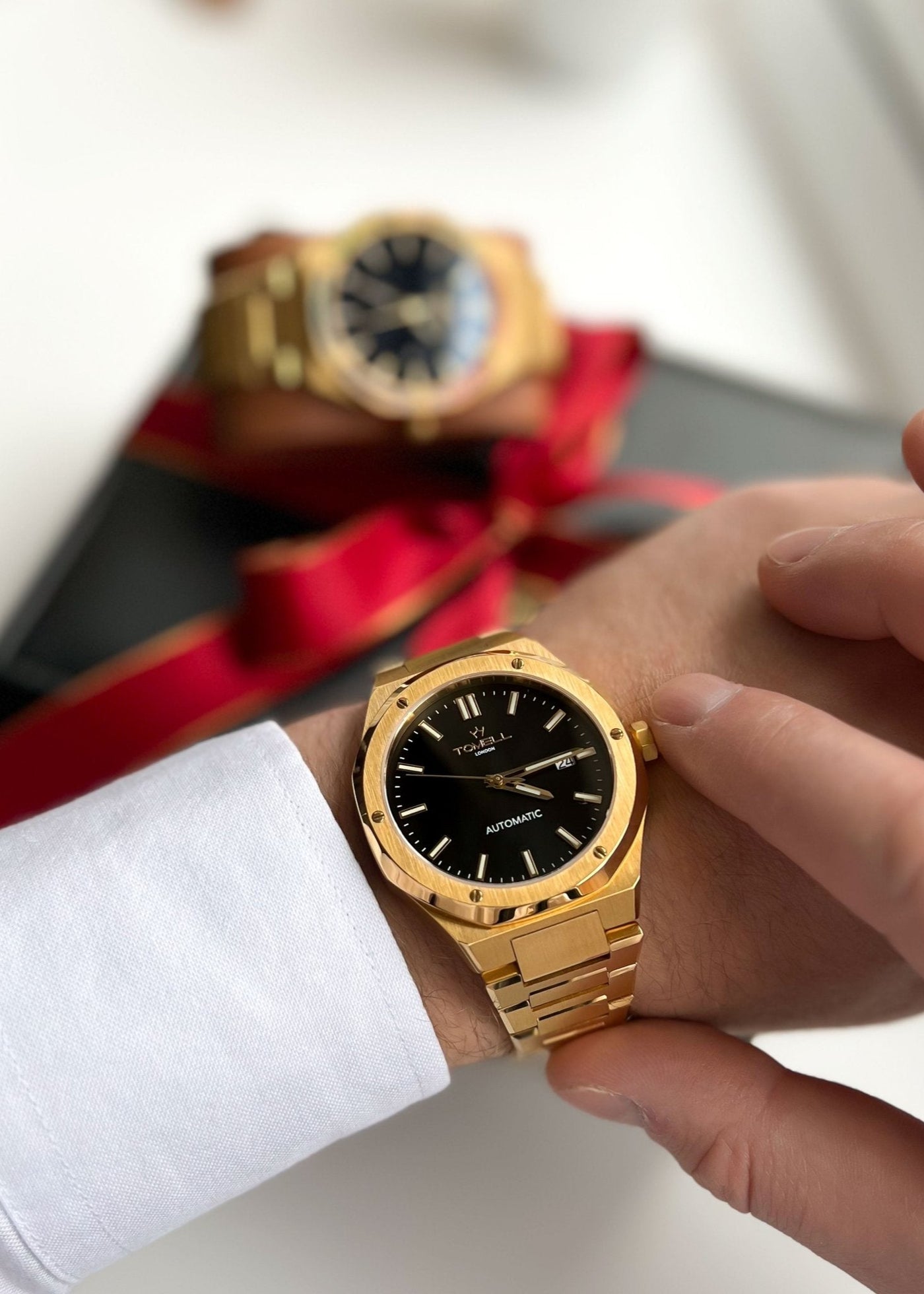 men's luxury timepieces