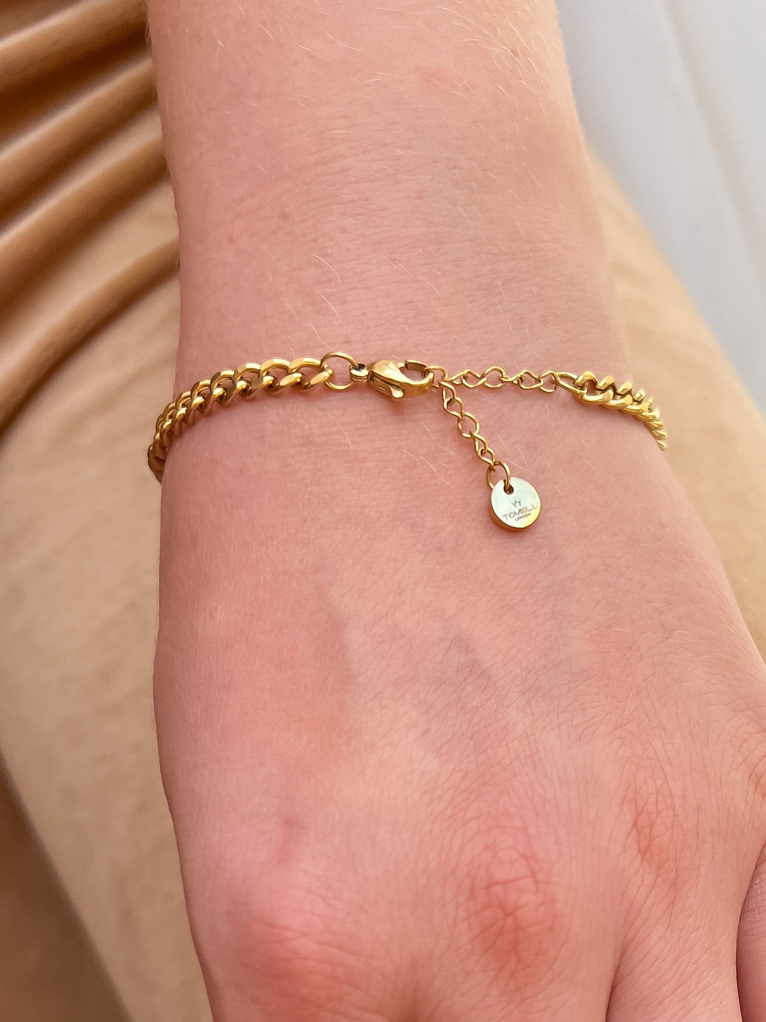 24k gold bracelet Gold jewellery bracelet. Tomell London