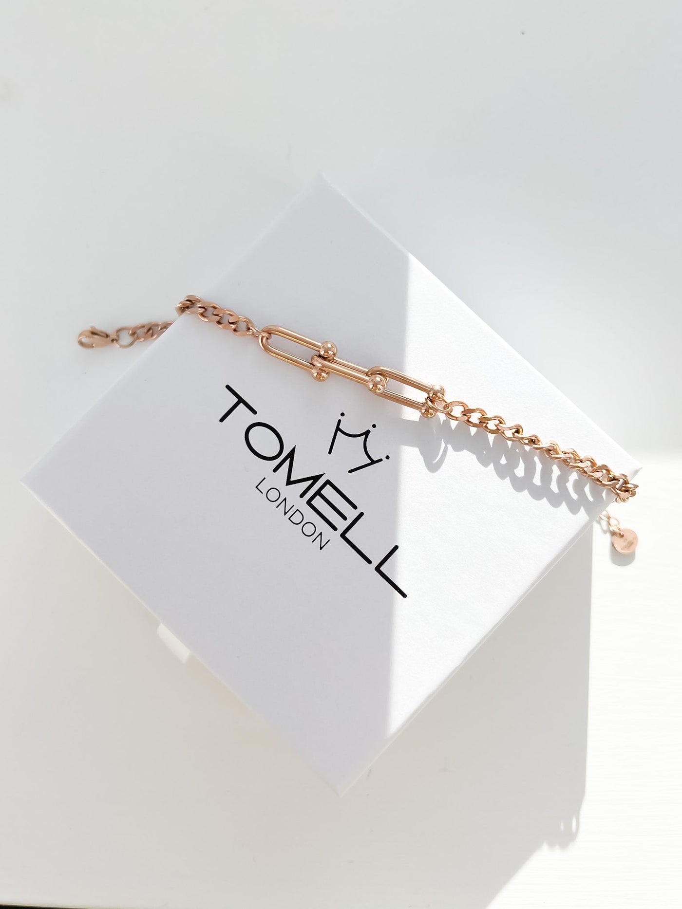 women rose gold bracelet